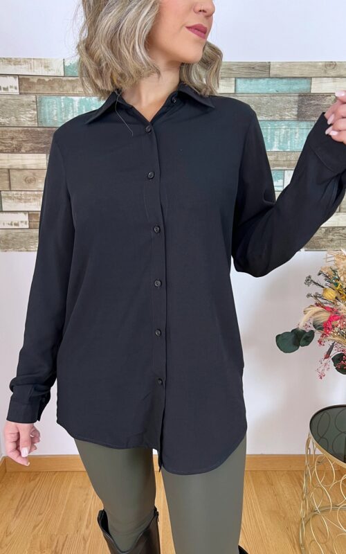 Camisa Basic Negra